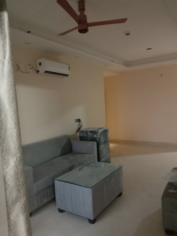 2 BHK Apartment For Rent in Signature Global Prime, Sector 63a