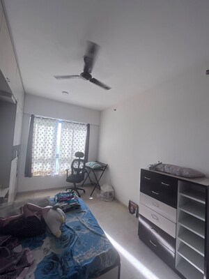 Bedroom in 2 BHK Apartment at Shapoorji Pallonji Vicinia, Powai – for Rent