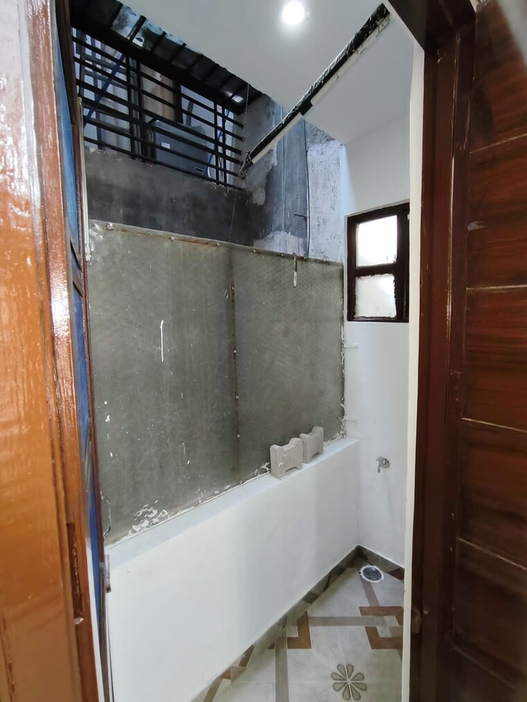 Bathroom, dhakoli 3 Bedroom 900 Sq.Ft. Apartment In Dhakoli Zirakpur 9424028