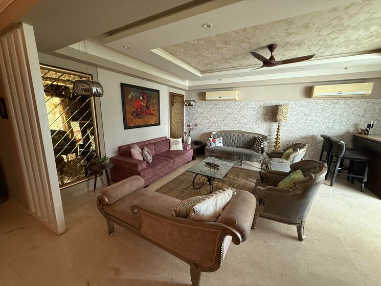 Team Area, dlf-the-belaire 4 Bedroom 4089 Sq.Ft. Apartment In Sector 54 Gurgaon 9424025