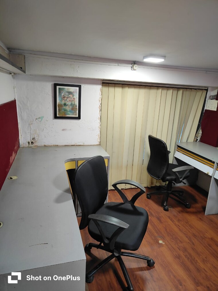 Team Area, haware-fantasia Commercial Office Space 264 Sq.Ft. In Vashi Sector 28 Navi Mumbai 9424050