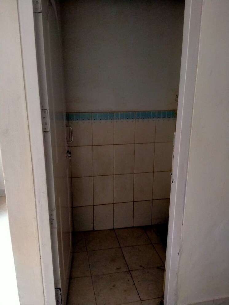 Bathroom, new-mhada-tower 1 Bedroom 420 Sq.Ft. Apartment In Malad West Mumbai 9424096