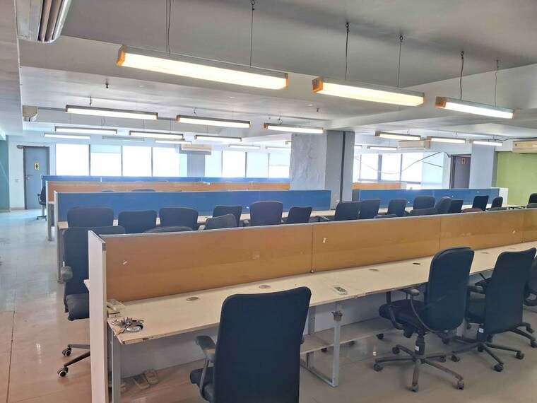 Team Area, vijay nagar Commercial Office Space 1560 Sq.Ft. In Vijay Nagar Indore 9424000