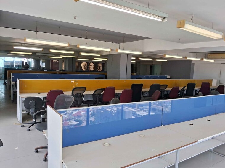 Team Area, vijay nagar Commercial Office Space 1560 Sq.Ft. In Vijay Nagar Indore 9424000