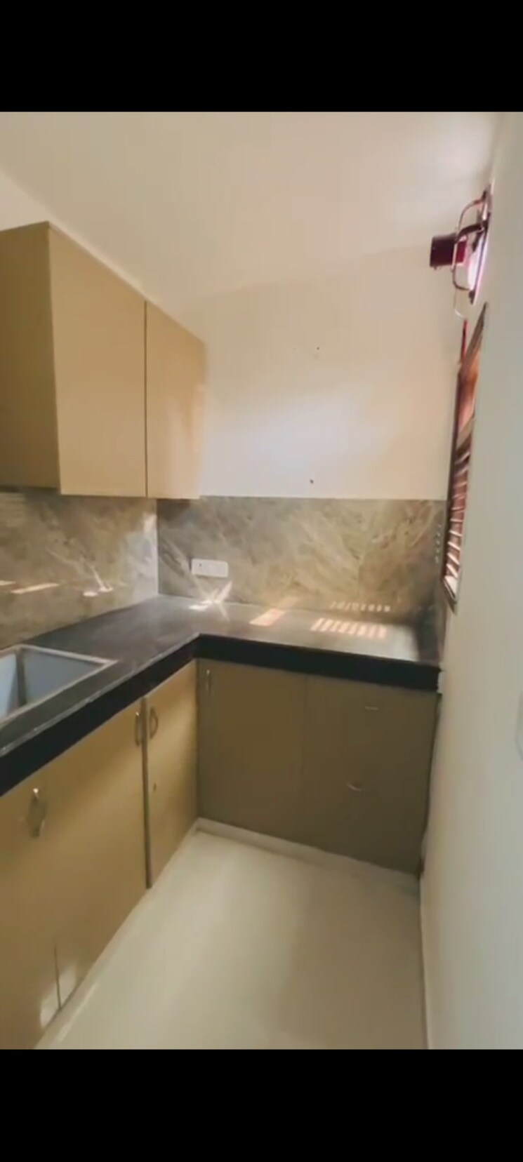 undefined, chattarpur 1 RK 200 Sq.Ft. Builder Floor In Chattarpur Delhi 9424172