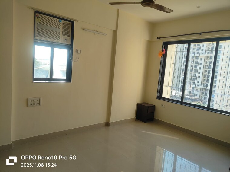 Room, lake-home 3 Bedroom 1188 Sq.Ft. Apartment In Powai Mumbai 9424143