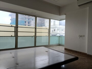 Bedroom in 3 BHK Apartment at Khar West – for Rent