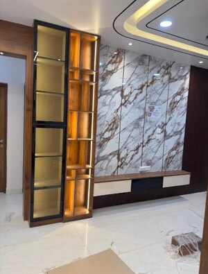 Room in 3 BHK Apartment at Prestige Beverly Hills, Kokapet – for Rent