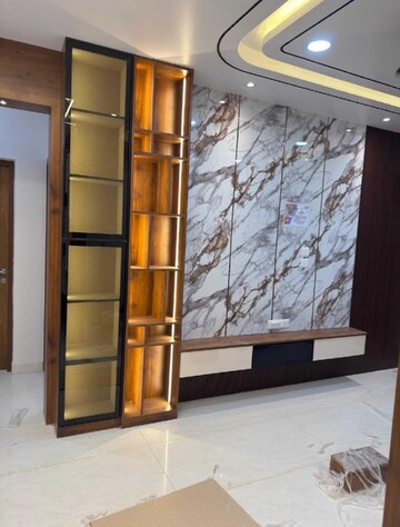 Room in 3 BHK Apartment at Prestige Beverly Hills, Kokapet – for Rent