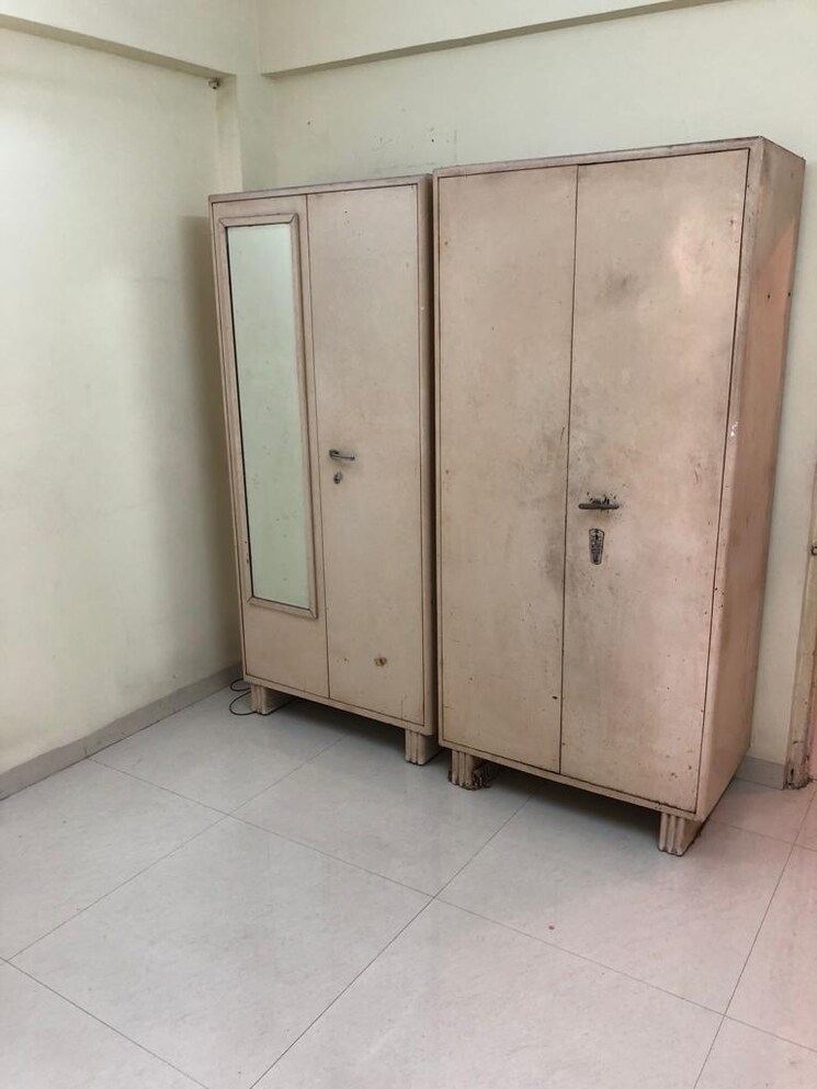 Room, vashi sector 15 2 Bedroom 1000 Sq.Ft. Apartment In Vashi Sector 15 Navi Mumbai 9424249