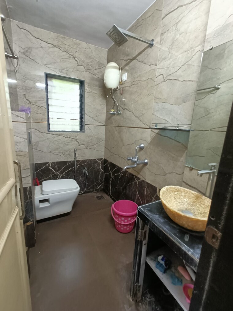 Team Area, ashar-residency 3 Bedroom 1400 Sq.Ft. Apartment In Pokhran Road No Two Thane 9424329