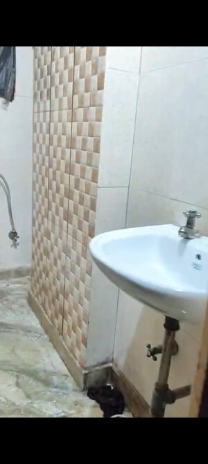 Bathroom in 1 BHK Builder Floor at Pitampura – for Rent