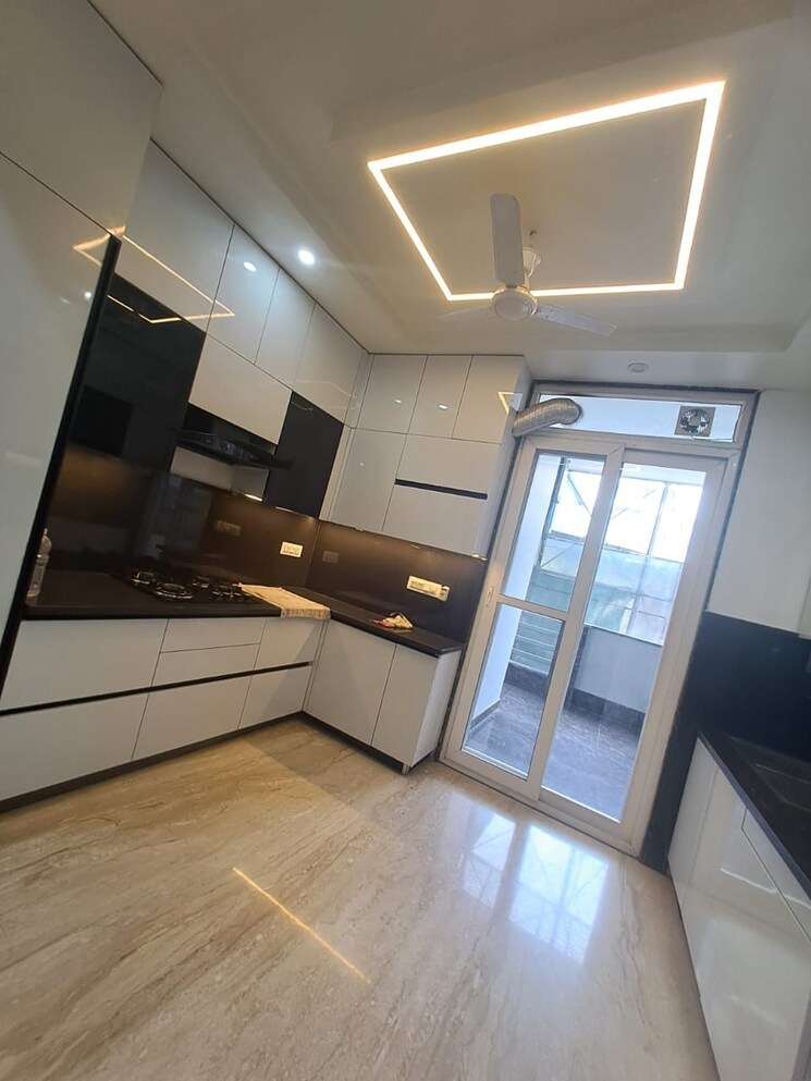 Kitchen, unitech-greenwood-city-apartment 3 Bedroom 2200 Sq.Ft. Builder Floor In Sector 45 Gurgaon 9424405