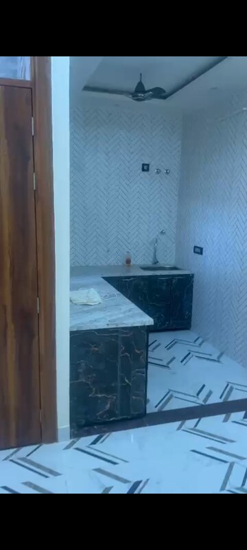Bathroom in 1 BHK Villa at RWA Apartments Sector 71, Sector 71 – for Rent