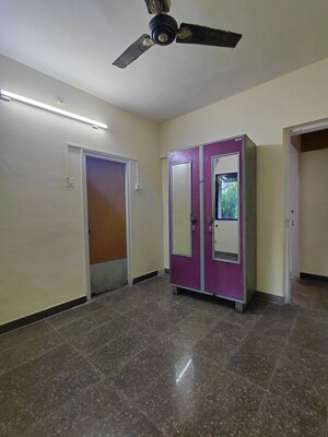 Furnished Amenities in 2 BHK Apartment at Shiv Parvati, Malad West – for Rent