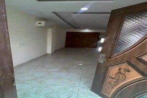Living Room in 2.5 BHK Builder Floor at Karol Bagh – for Rent