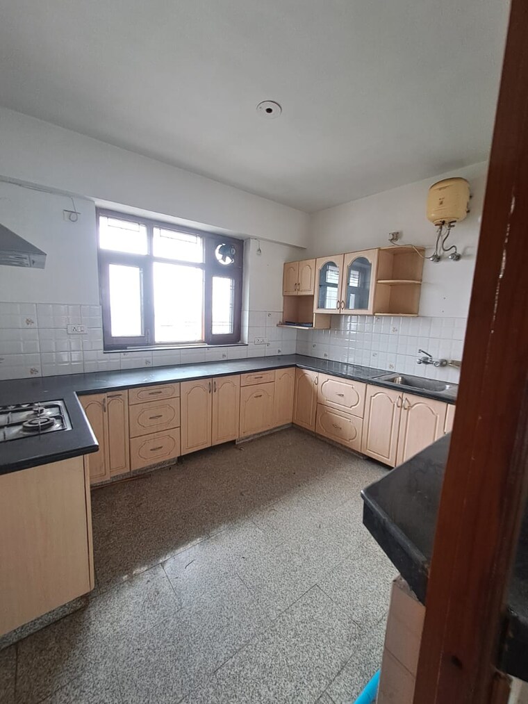 Kitchen, sahastradhara road 3 Bedroom 300 Sq.Yd. Independent House In Sahastradhara Road Dehradun 9424545