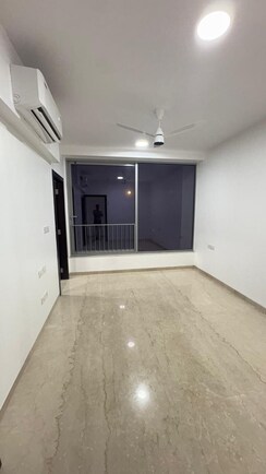 3 BHK Apartment For Sale in Oberoi Sky City