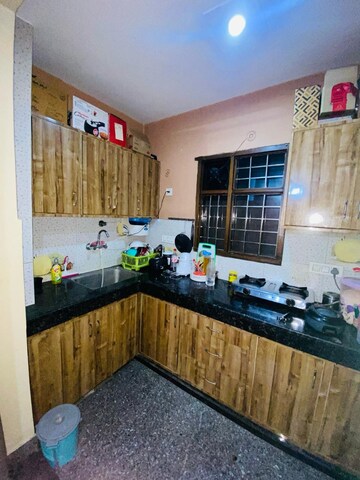 Kitchen in 1 BHK Builder Floor at Sector 40 – for Rent
