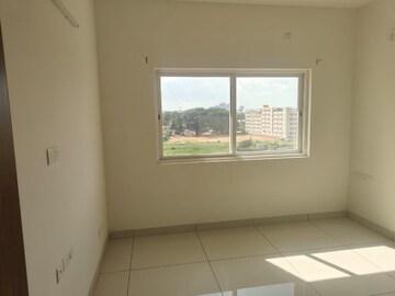 Room in 3 BHK Apartment at Avalon Park At The Prestige City, Sarjapur Road – for Rent