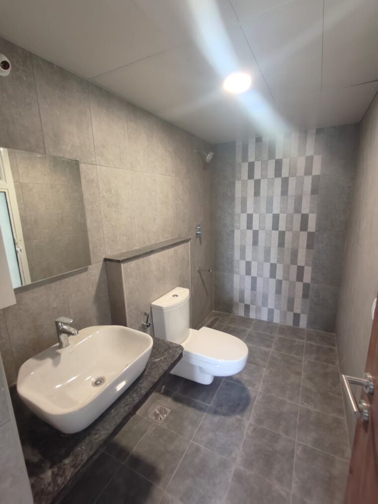 Bathroom, avalon-park-at-the-prestige-city 3 Bedroom 1536 Sq.Ft. Apartment In Sarjapur Road Bangalore 9418637