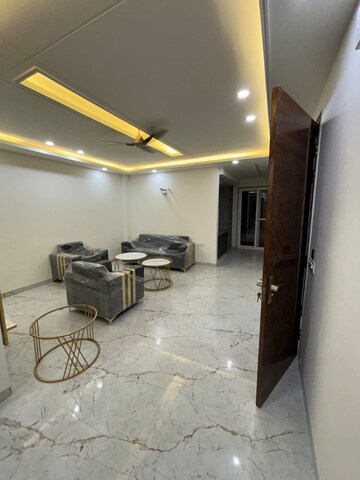 Gym in 2 BHK Builder Floor at Sector 38 – for Rent