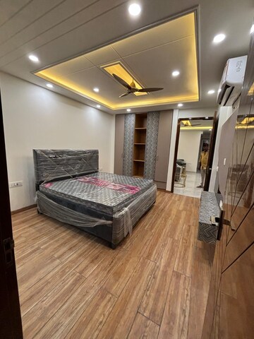 Living Room in 2 BHK Builder Floor at Sector 38 – for Rent