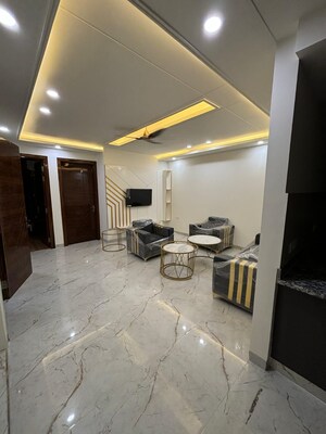 2 BHK Builder Floor For Rent in Sector 38