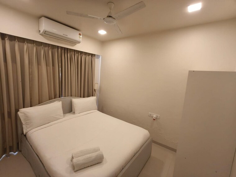 Bedroom, bandra west 3 Bedroom 1200 Sq.Ft. Apartment In Bandra West Mumbai 9424595