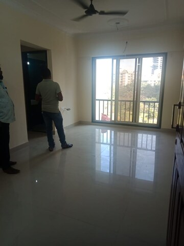 Room in 1 BHK Apartment at Da Vincy Baylord, Borivali West – for Sale