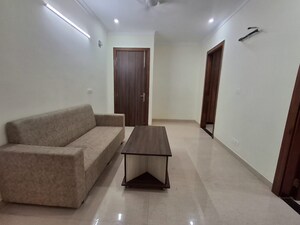 Living Room in 2 BHK Builder Floor at Sector 40 – for Rent