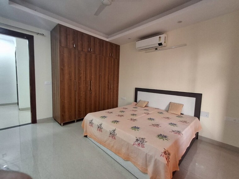 Bedroom, sector 40 2 Bedroom 1460 Sq.Ft. Builder Floor In Sector 40 Gurgaon 9424655