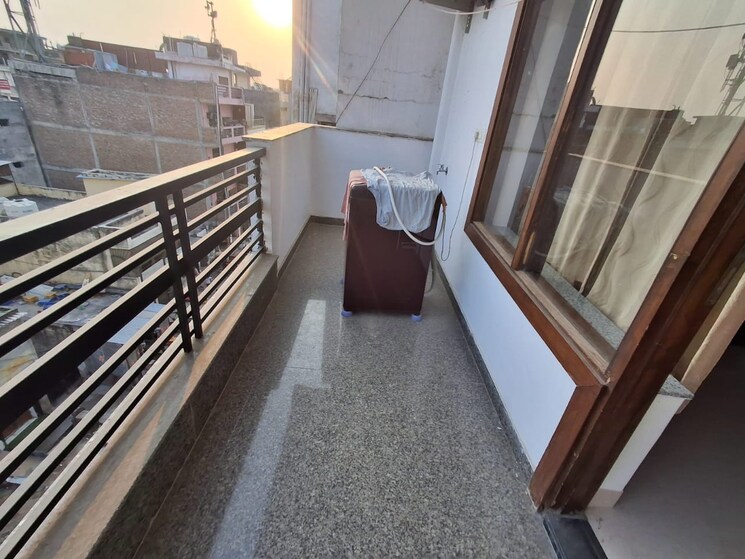 Balcony, sector 40 2 Bedroom 1460 Sq.Ft. Builder Floor In Sector 40 Gurgaon 9424655
