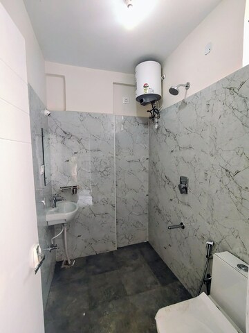 Bathroom in 1 BHK Apartment at Reliaable Ecity Plan 2, Haralur Road – for Rent