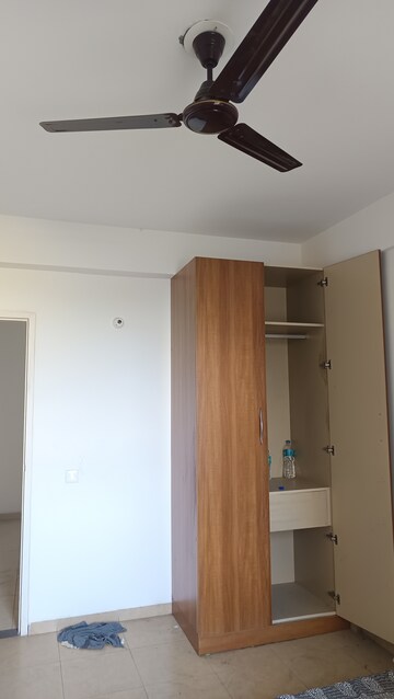 Room in 2 BHK Apartment at International Airport Road – for Sale