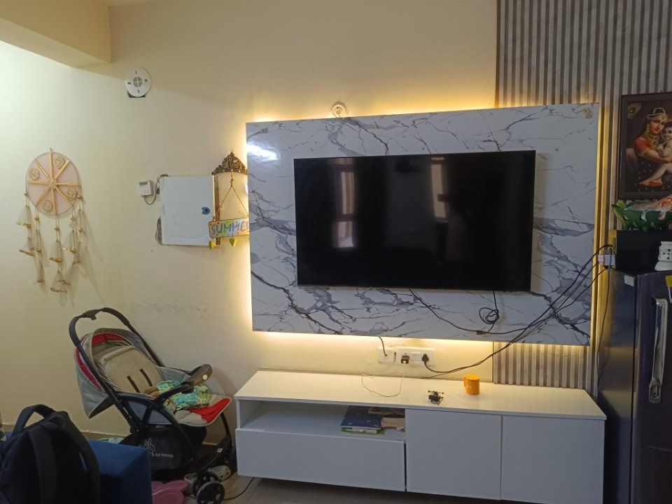 2 BHK Apartment For Rent in Shree Vardhman Mantra