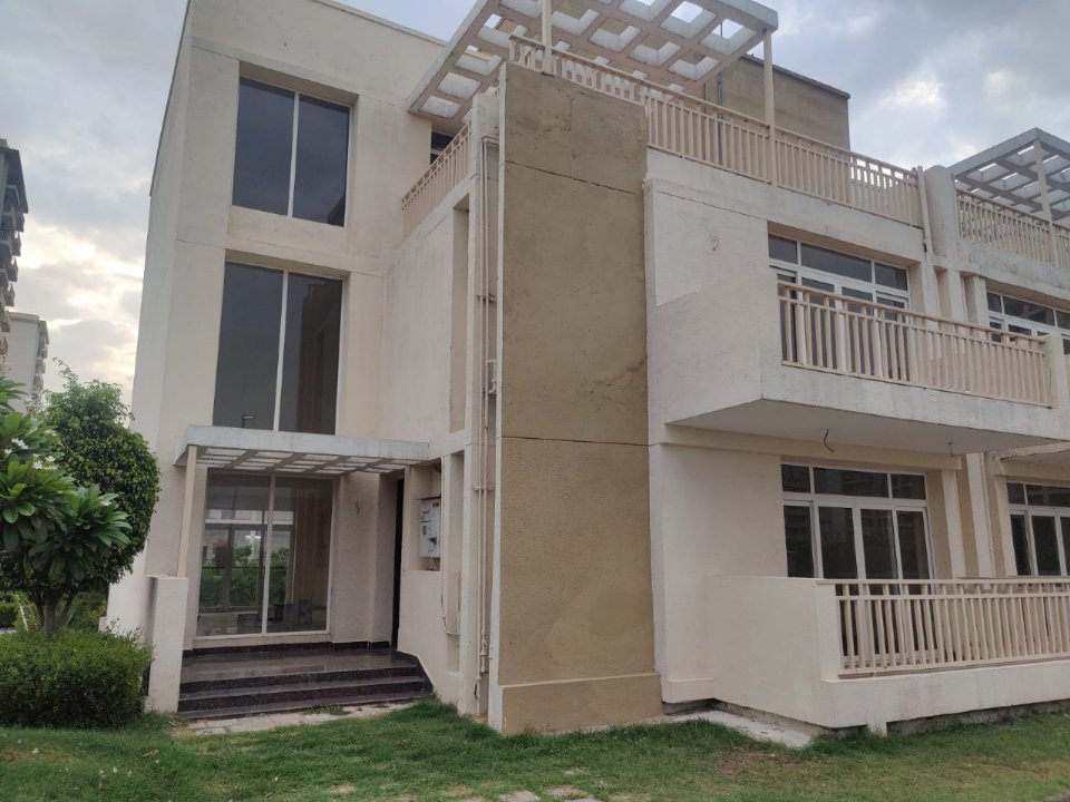 4 BHK 5000 Sq.Ft. Villa in Ansal Heights Gurgaon