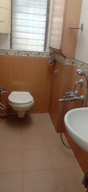 Bathroom in 3 BHK Apartment at Riddhi Tower, Malad East – for Rent