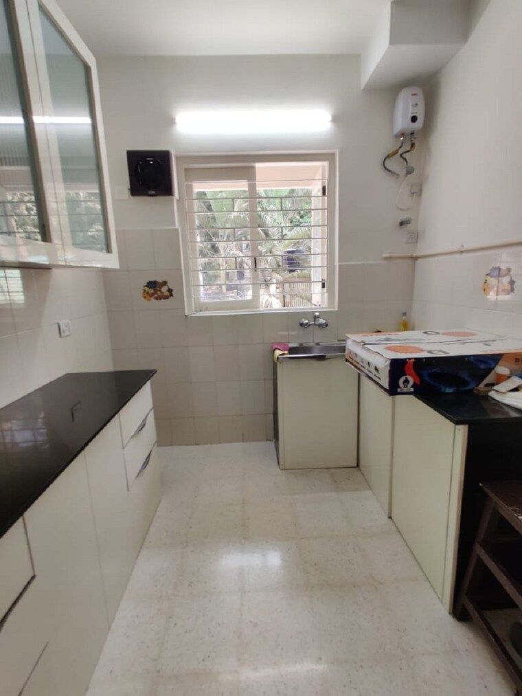 Kitchen, bandra west 3 Bedroom 1200 Sq.Ft. Apartment In Bandra West Mumbai 9424729
