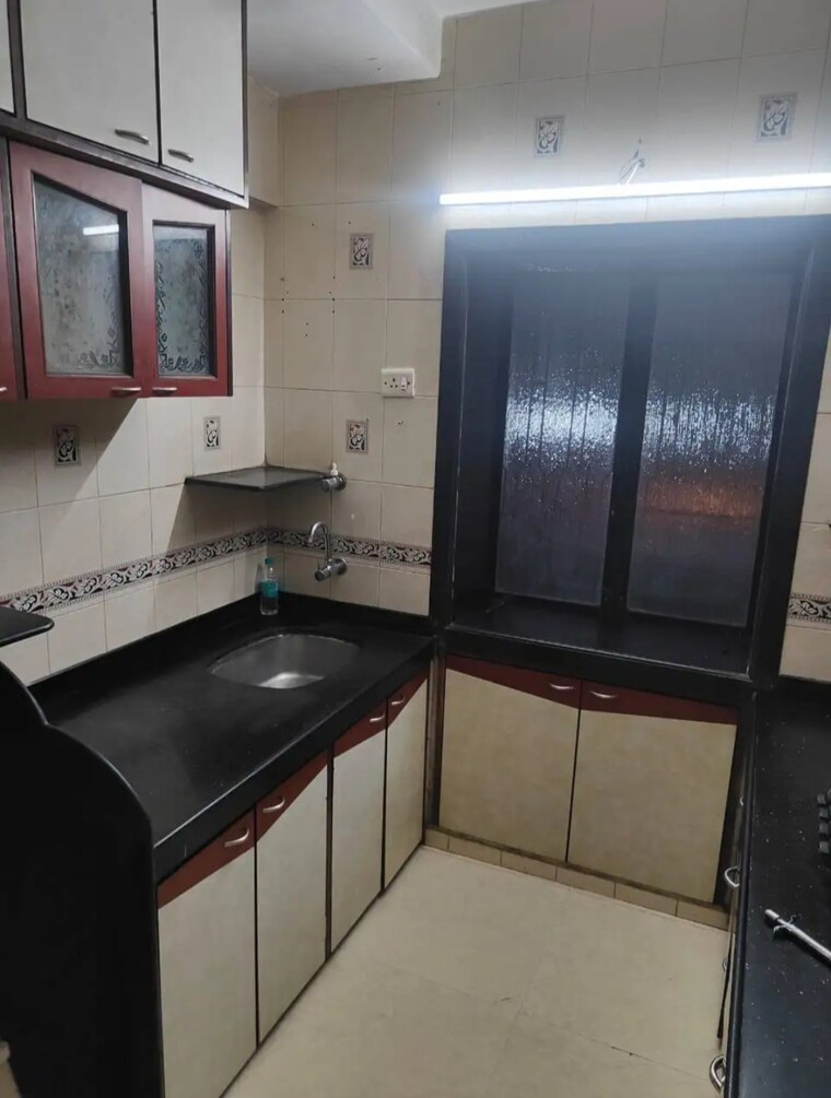 Kitchen, andheri west 2.5 Bedroom 750 Sq.Ft. Apartment In Andheri West Mumbai 9424747