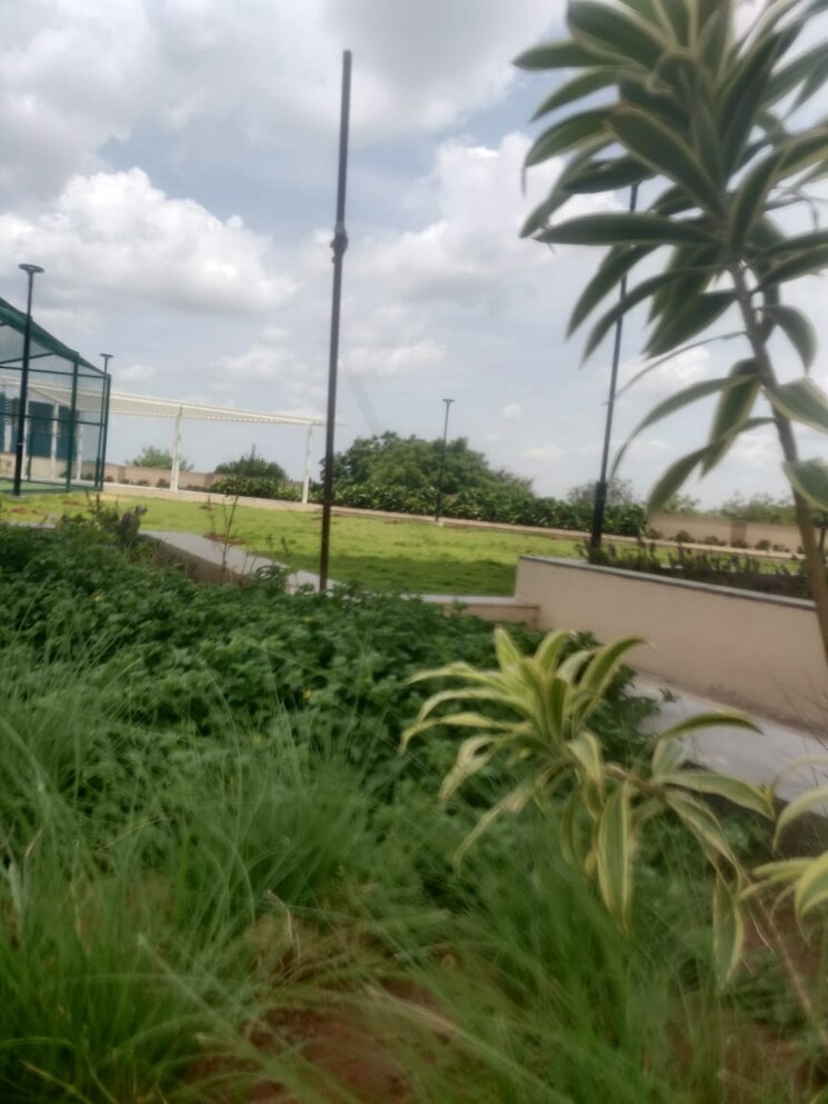 Garden, pacifica-hillcrest-phase-2 2 Bedroom 940 Sq.Ft. Apartment In Gachibowli Hyderabad 9424751