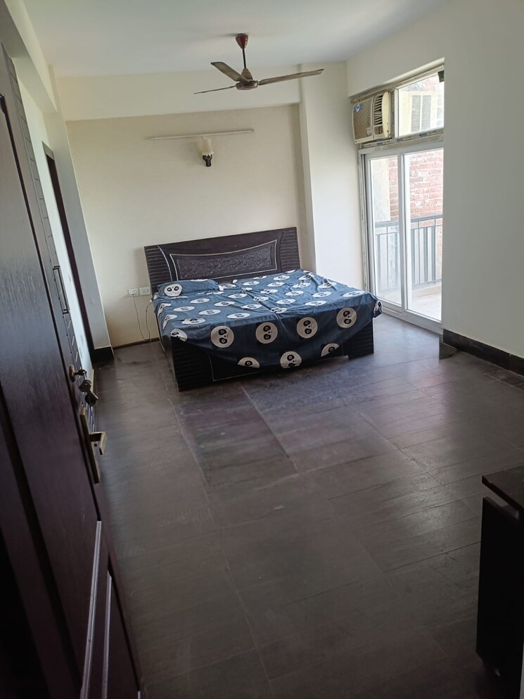  Parking, aditya-celebrity-homes 3 Bedroom 1445 Sq.Ft. Apartment In Sector 76 Noida 9424756