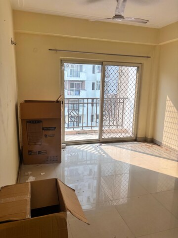 Room in 3 BHK Apartment at Aditya Celebrity Homes, Sector 76 – for Rent