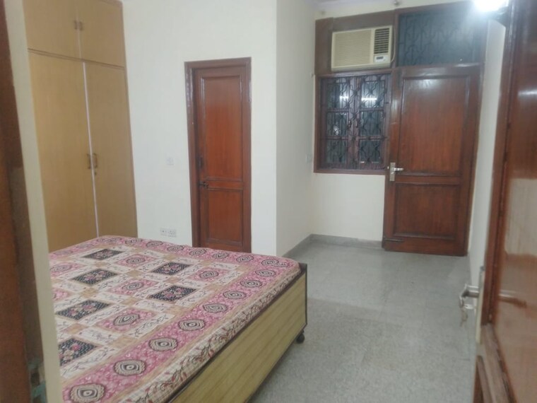 Bedroom, lajpat nagar 4 4 Bedroom 1800 Sq.Ft. Builder Floor In Lajpat Nagar 4 Delhi 9424757