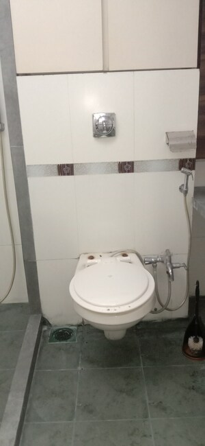 Bathroom in 3 BHK Apartment at Riddhi Garden, Malad East – for Rent