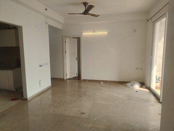 Room in 3 BHK Apartment at Mapsko Mount Ville, Sector 79 – for Rent