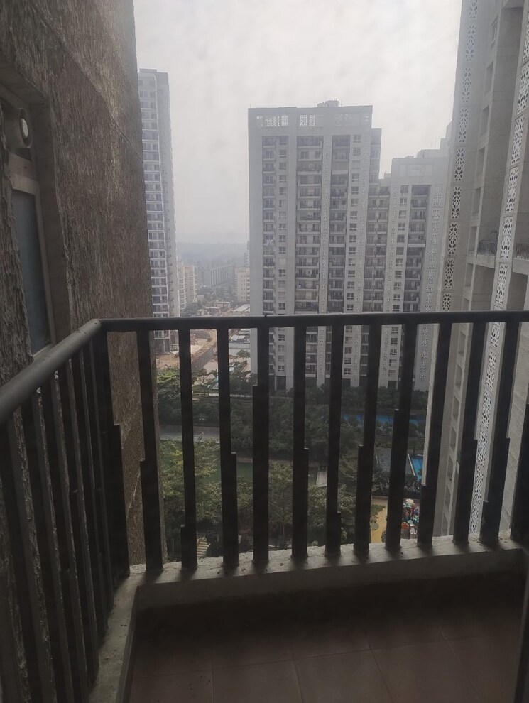 Balcony, mapsko-mount-ville 3 Bedroom 1620 Sq.Ft. Apartment In Sector 79 Gurgaon 9424770