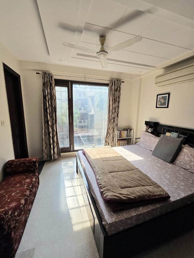 Bedroom, boutique-residential-apartments-c-253 2 Bedroom 1400 Sq.Ft. Builder Floor In Defence Colony Delhi 9424776