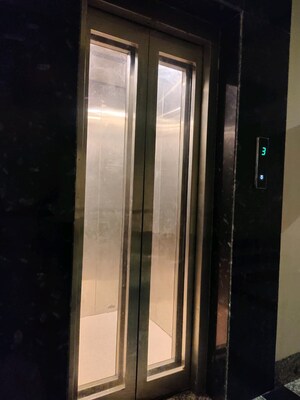 Building Lobby in 3 BHK Builder Floor at Vasant Enclave – for Rent