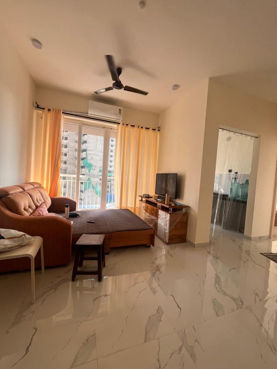 1 BHK Apartment For Rent in Ruparel Sky Green
